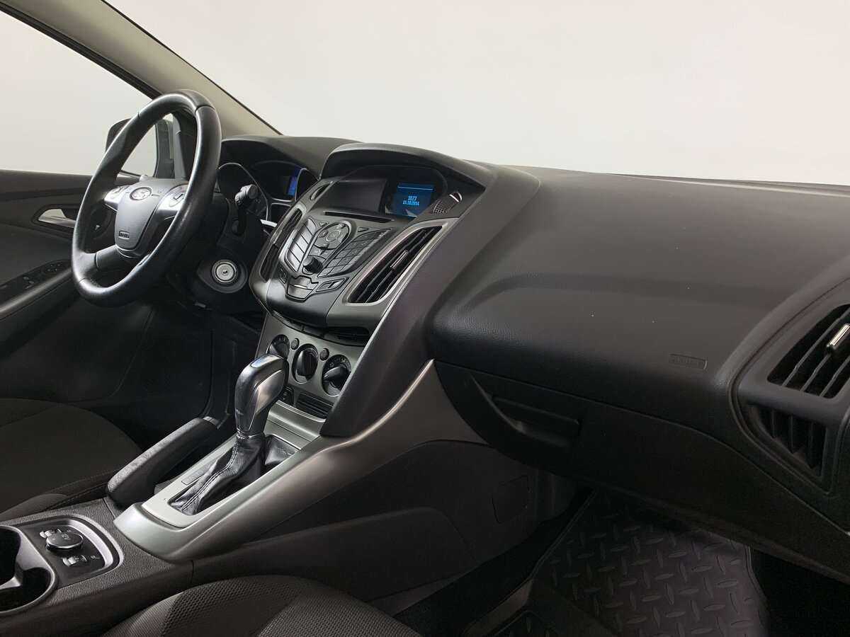 Купить Ford Focus с пробегом. Фото: #10