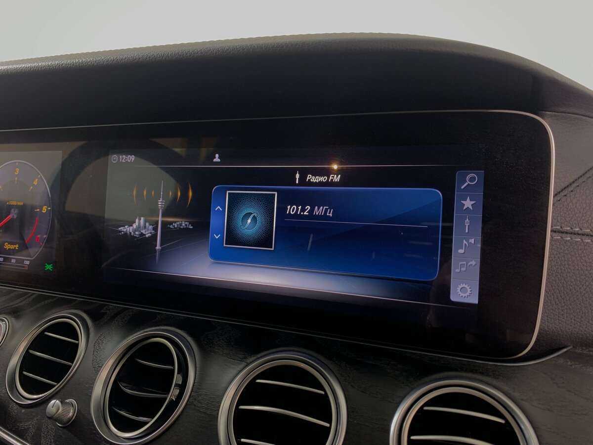 Купить Mercedes-Benz E-Класс с пробегом. Фото: #17