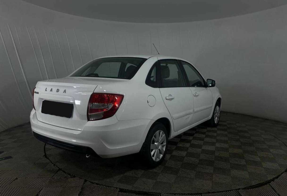 Купить Lada (ВАЗ) Granta с пробегом. Фото: #4