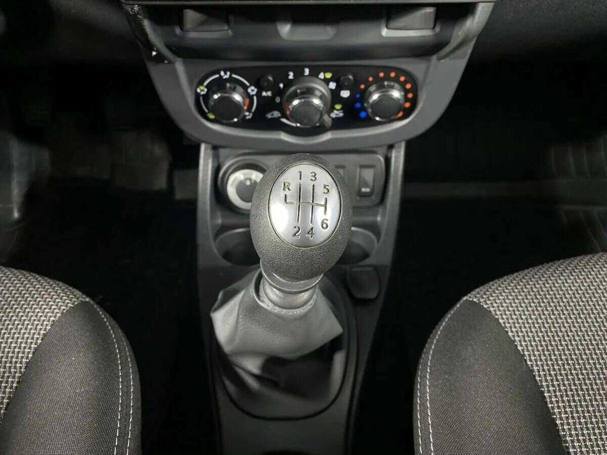 Купить Renault Duster с пробегом. Фото: #9