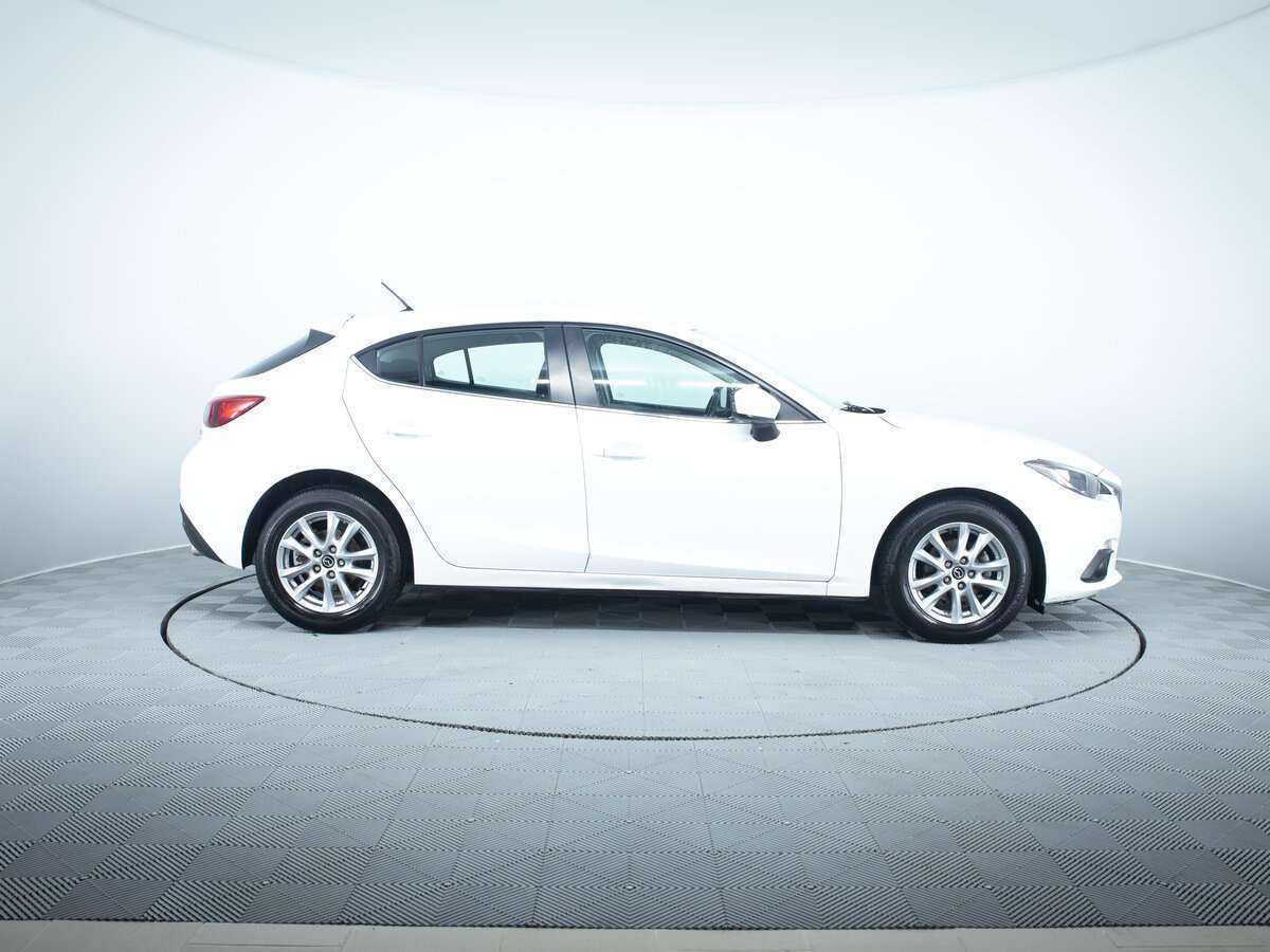 Купить Mazda 3 с пробегом. Фото: #3