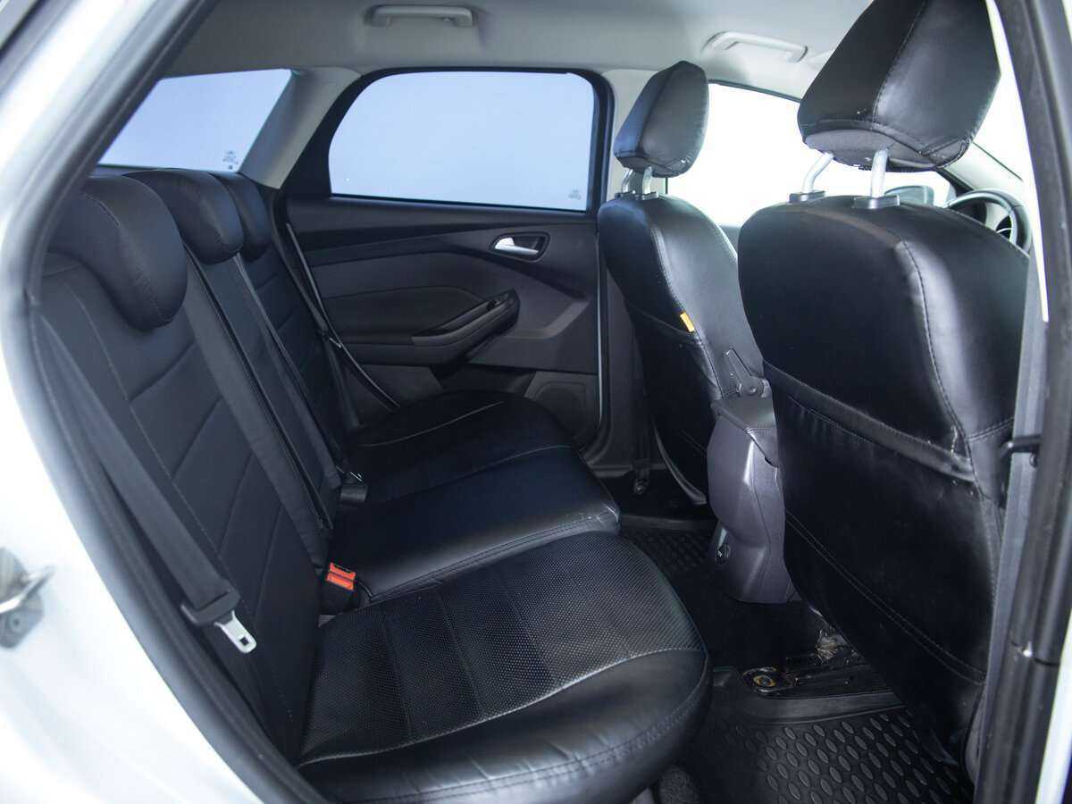 Купить Ford Focus с пробегом. Фото: #16