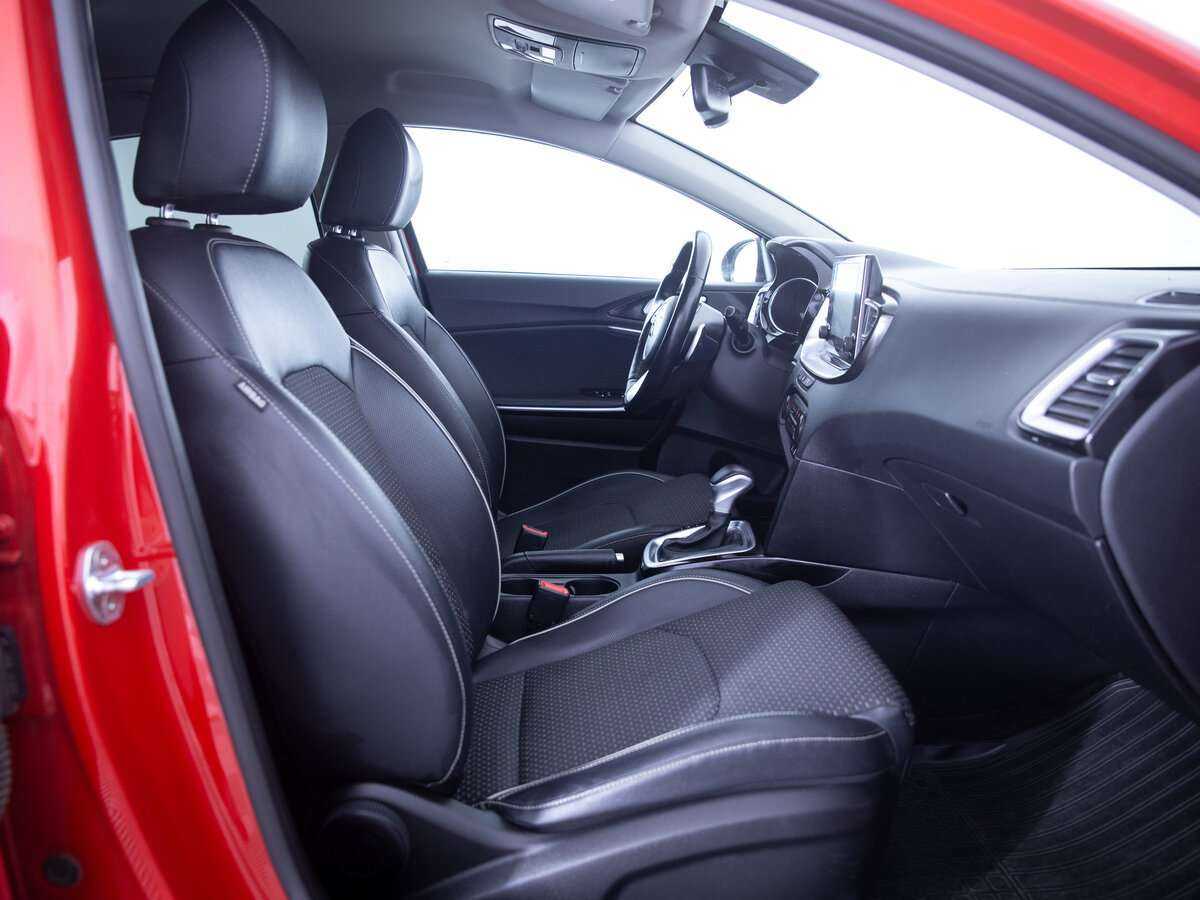 Купить Kia Ceed с пробегом. Фото: #18