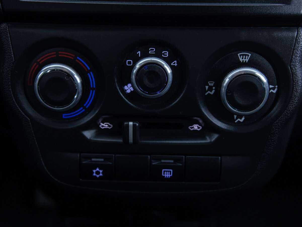 Купить Lada (ВАЗ) Granta с пробегом. Фото: #11