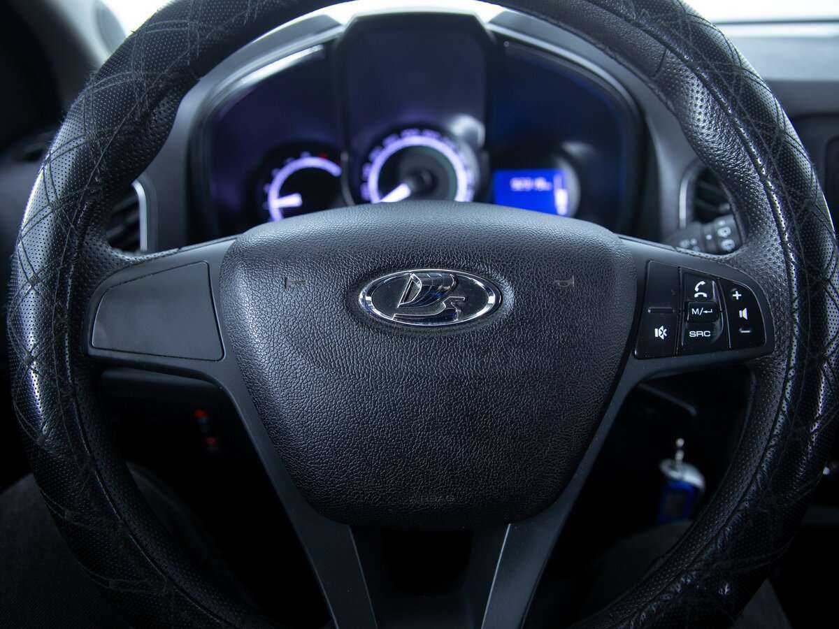 Купить Lada (ВАЗ) XRAY с пробегом. Фото: #14