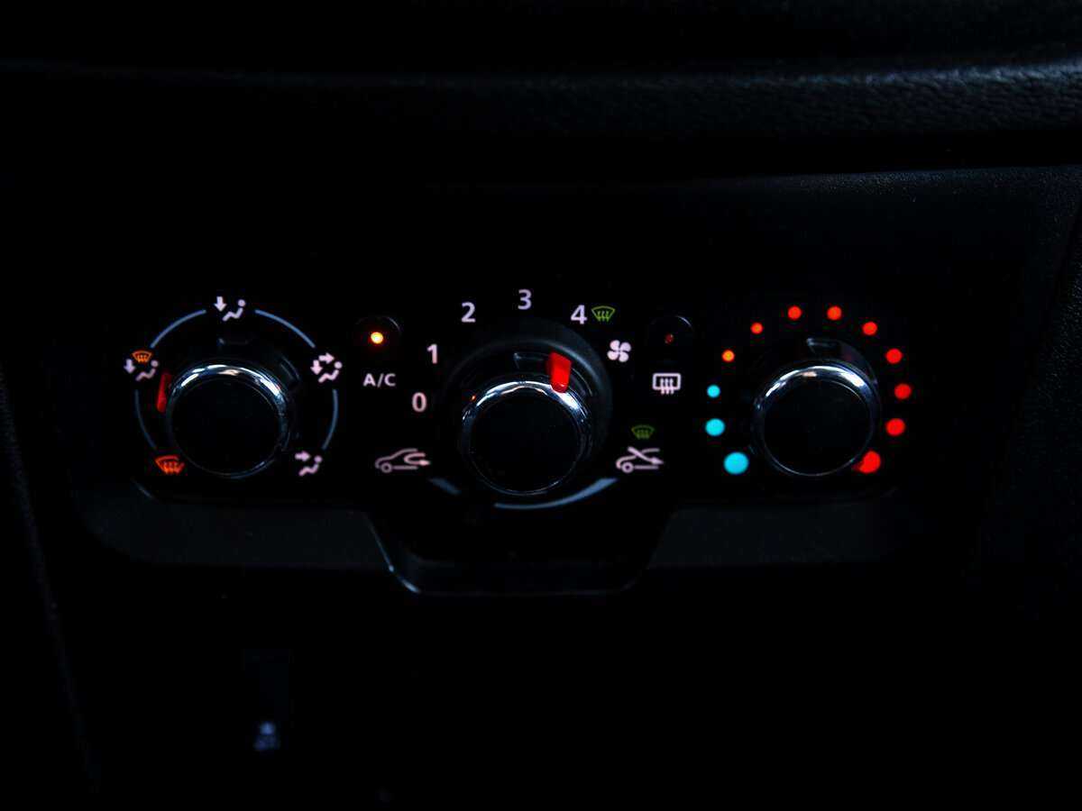 Купить Lada (ВАЗ) XRAY с пробегом. Фото: #17