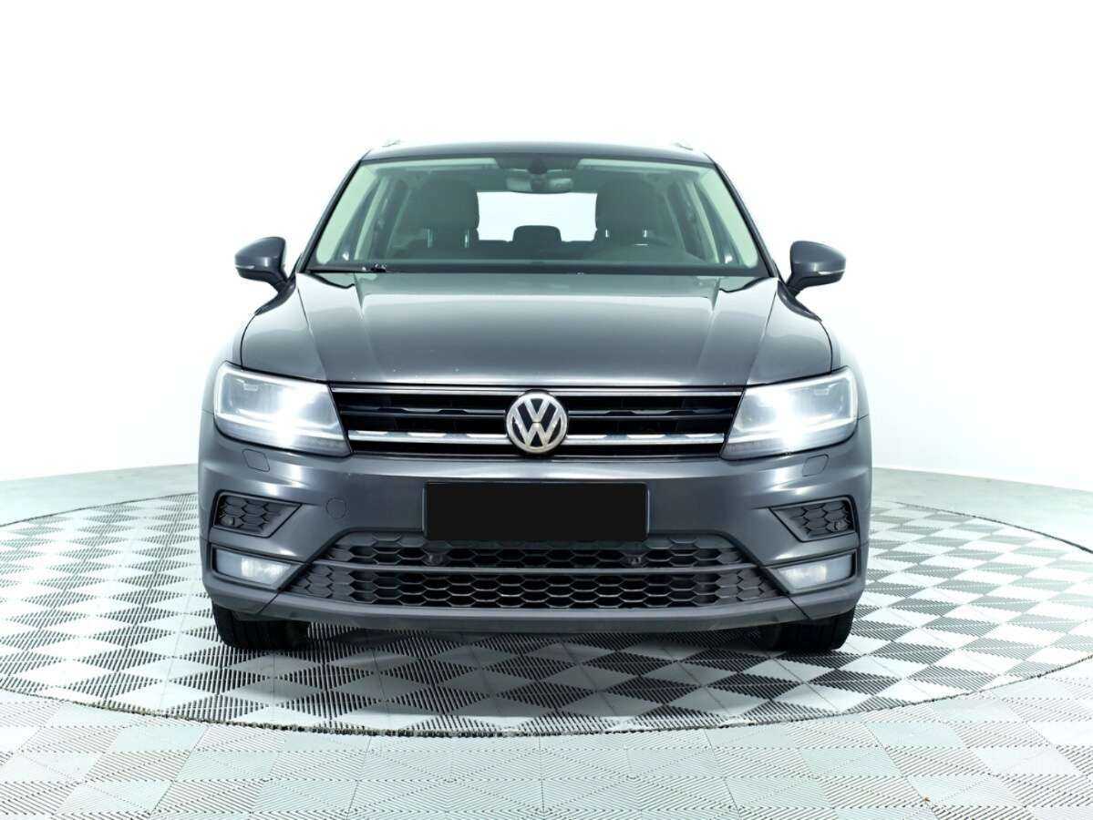Купить Volkswagen Tiguan с пробегом. Фото: #1