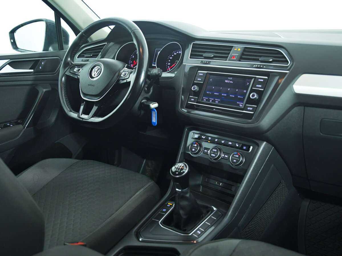 Купить Volkswagen Tiguan с пробегом. Фото: #10