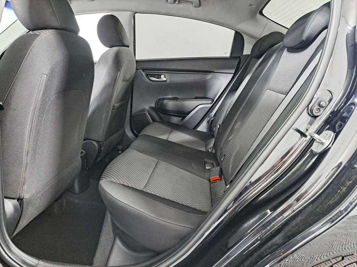 Купить Kia Rio с пробегом. Фото: #9