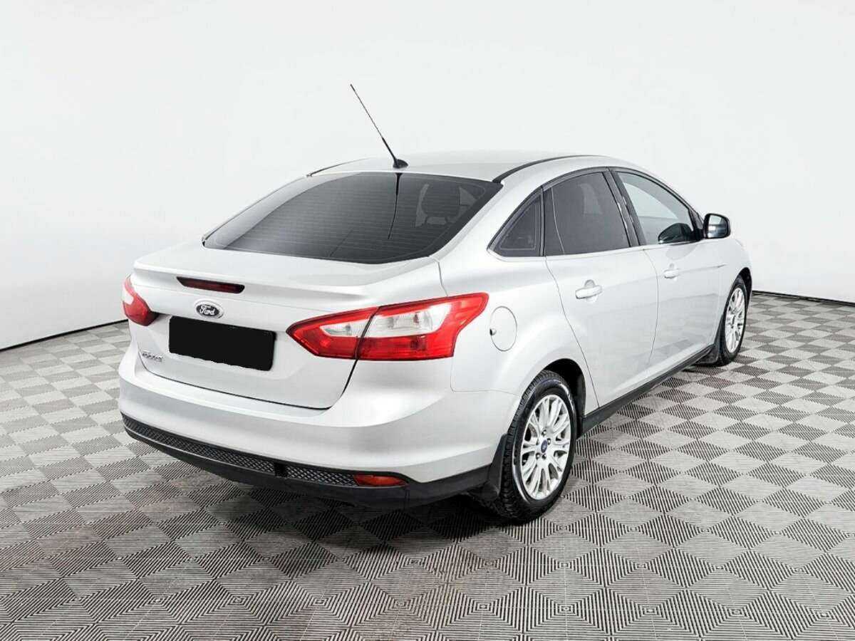 Купить Ford Focus с пробегом. Фото: #4