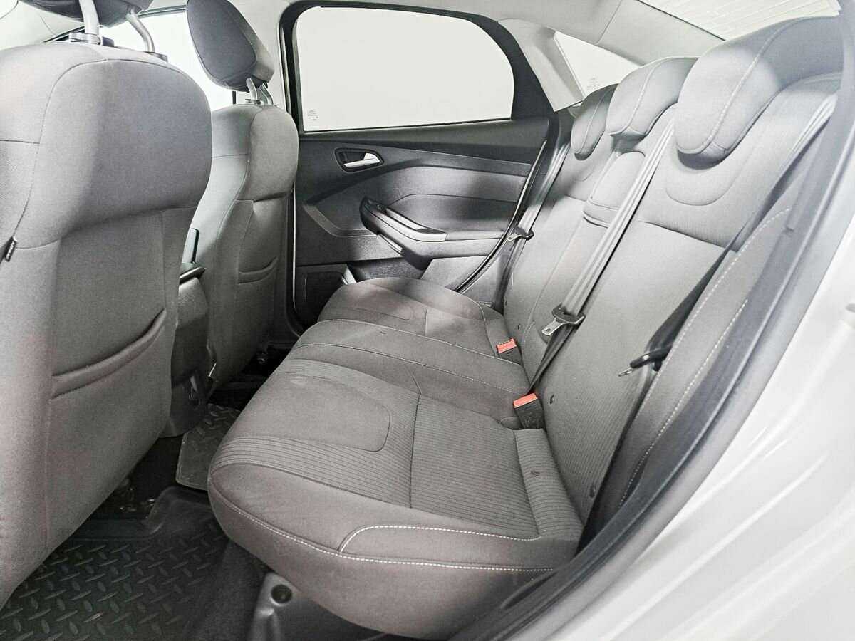 Купить Ford Focus с пробегом. Фото: #9