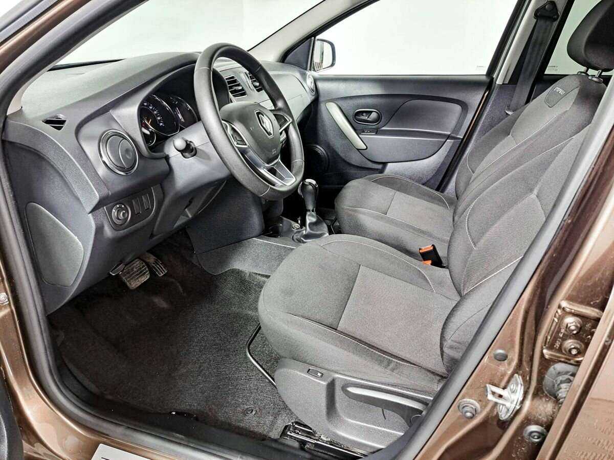 Купить Renault Sandero с пробегом. Фото: #13