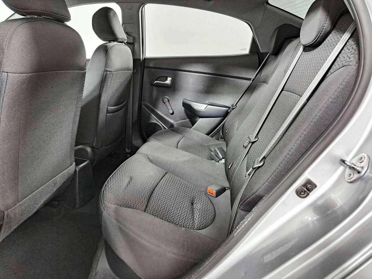 Купить Kia Rio с пробегом. Фото: #9