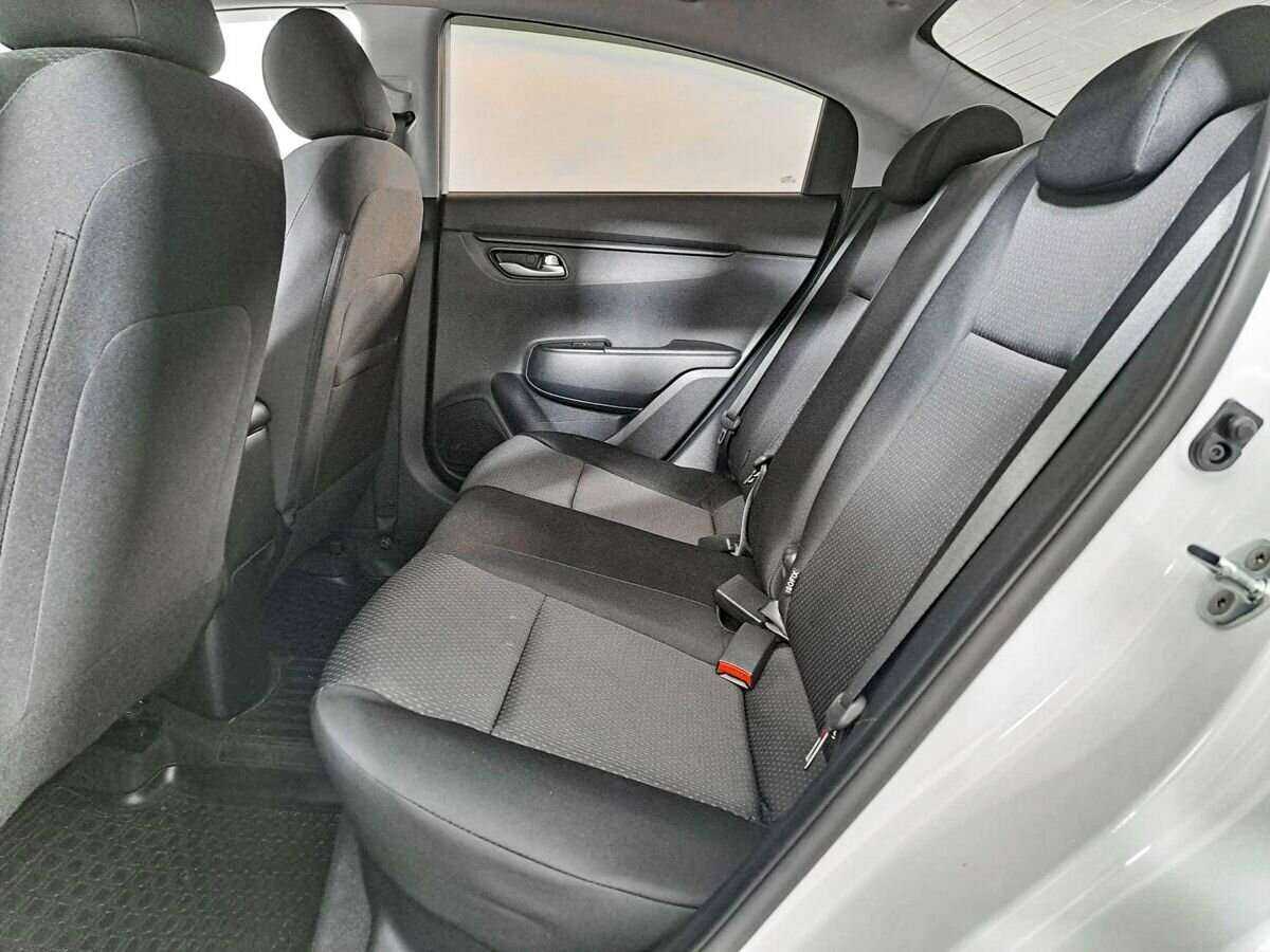 Купить Kia Rio с пробегом. Фото: #9