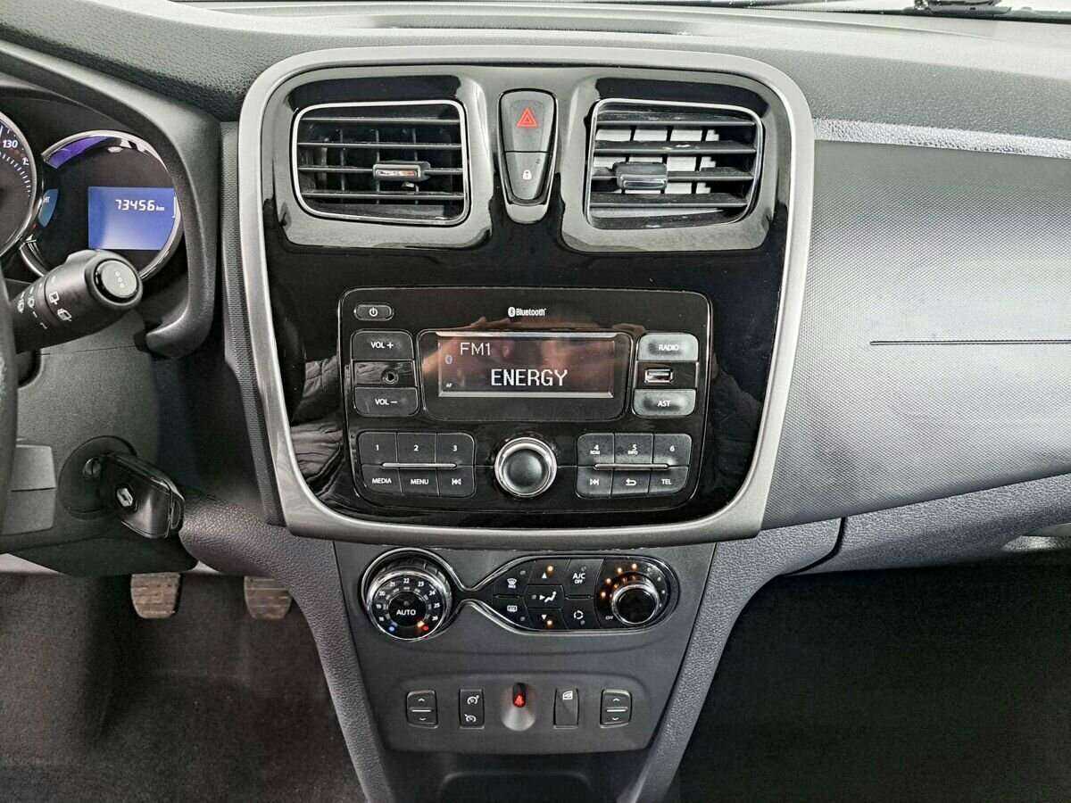 Купить Renault Sandero с пробегом. Фото: #12