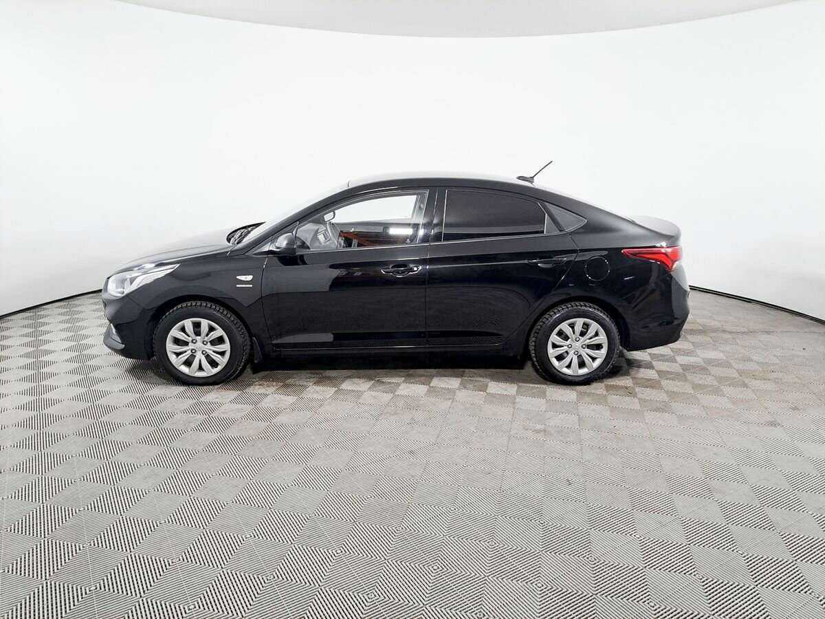 Купить Hyundai Solaris с пробегом. Фото: #7