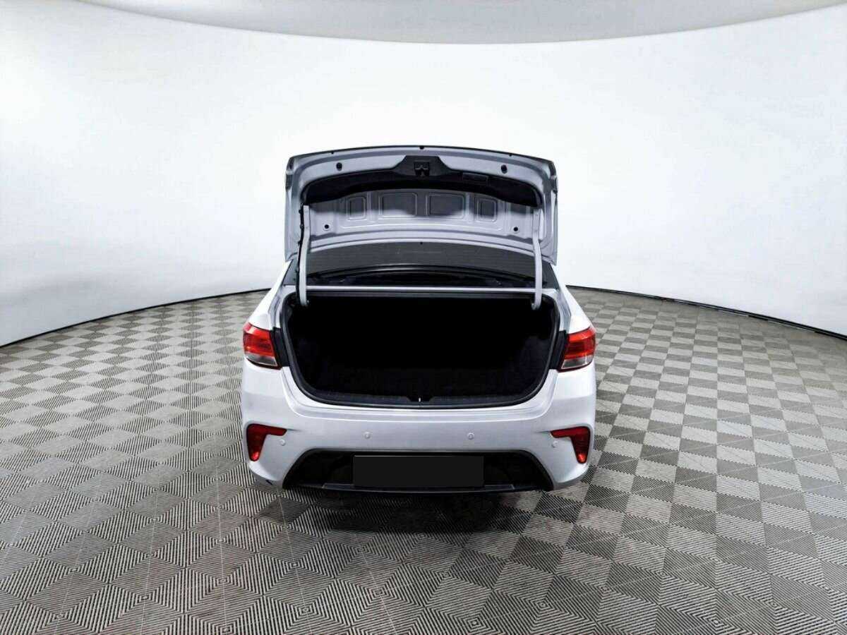 Купить Kia Rio с пробегом. Фото: #9