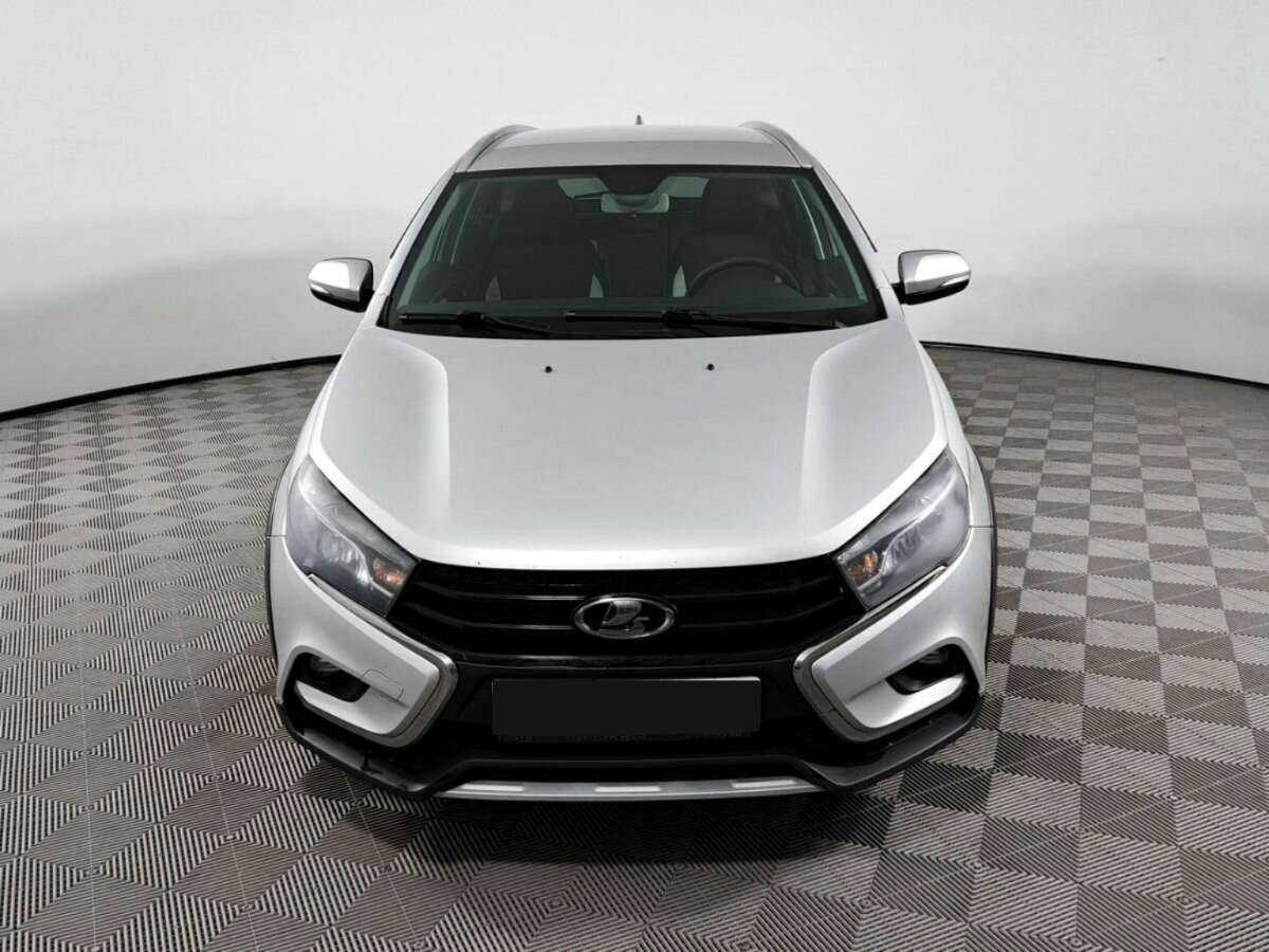 Купить Lada (ВАЗ) Vesta с пробегом. Фото: #1