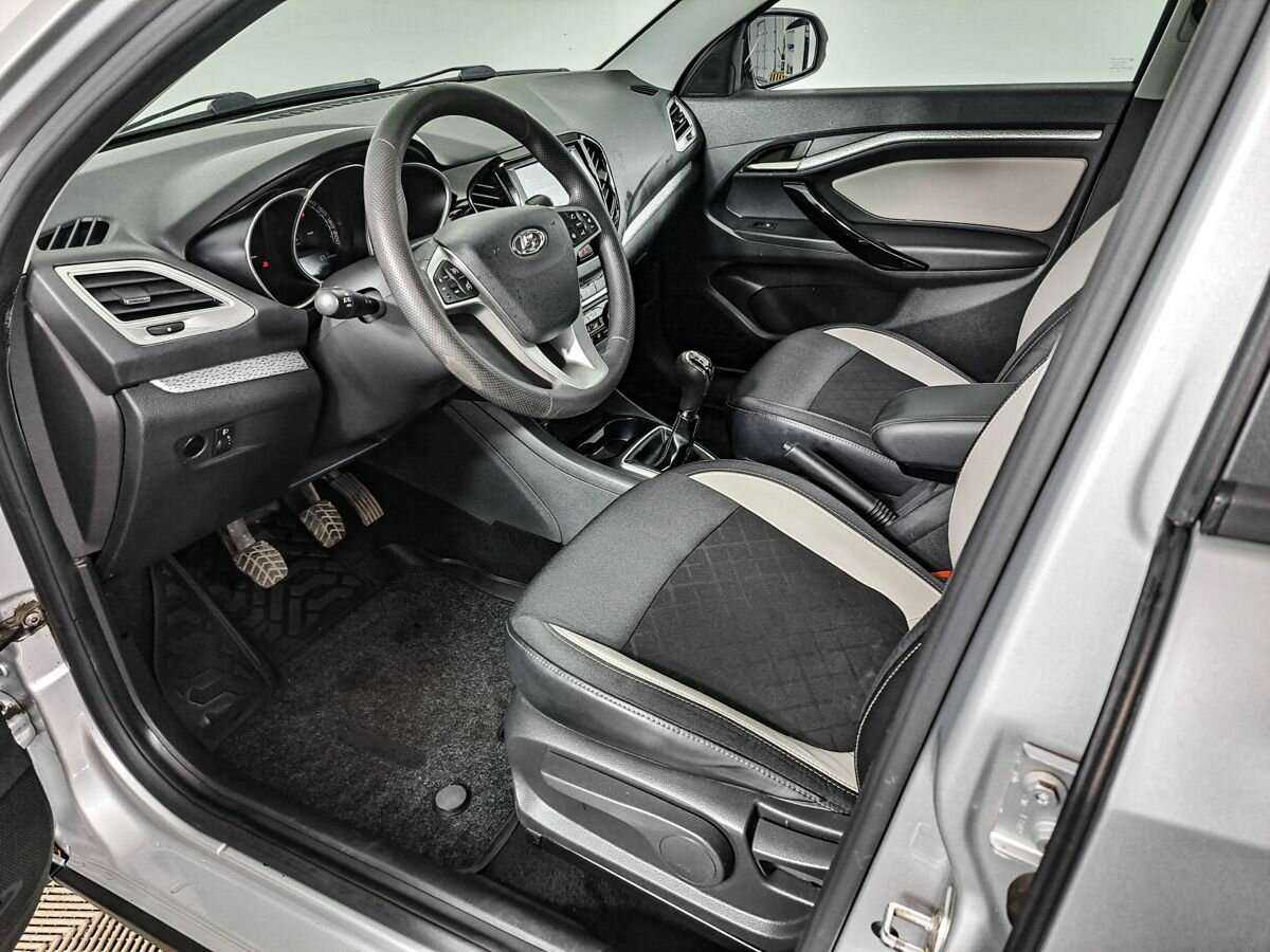 Купить Lada (ВАЗ) Vesta с пробегом. Фото: #13