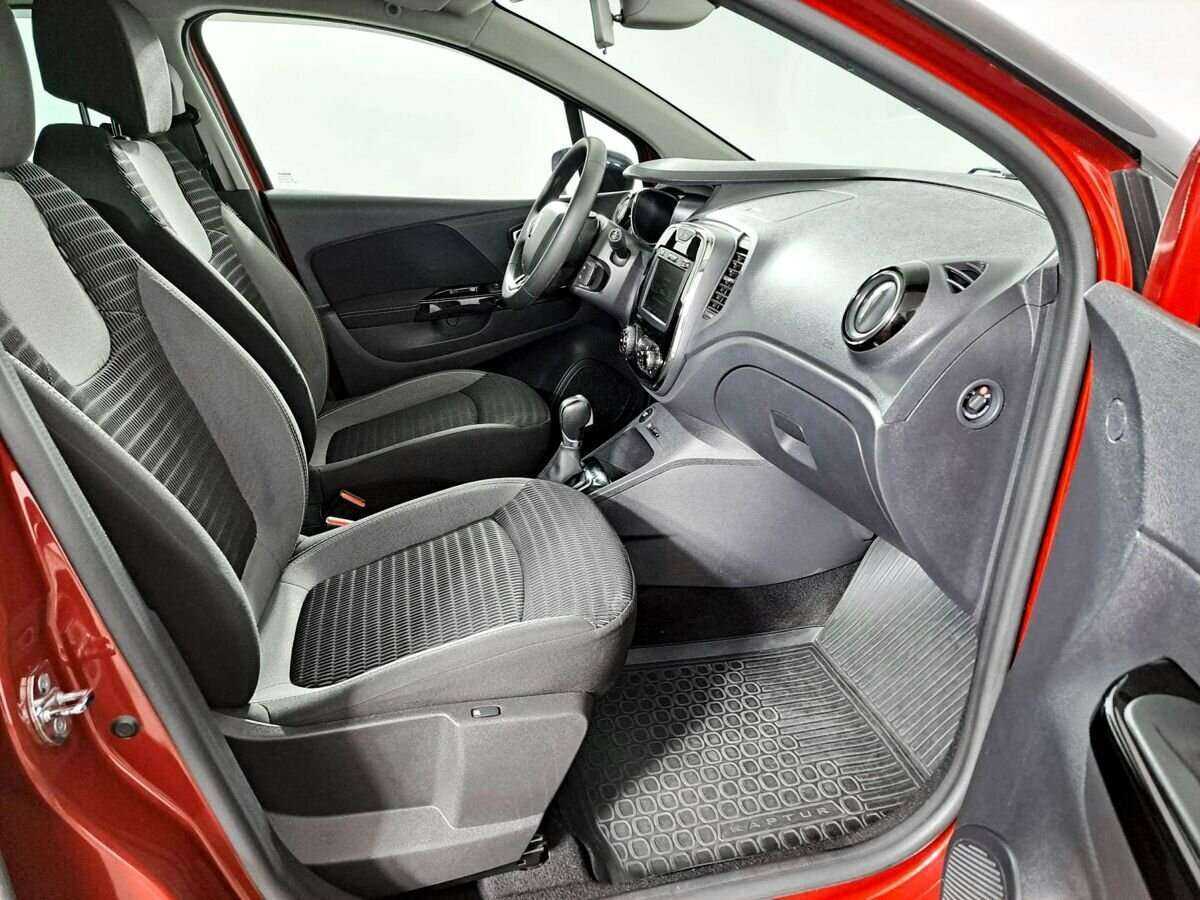 Купить Renault Kaptur с пробегом. Фото: #8