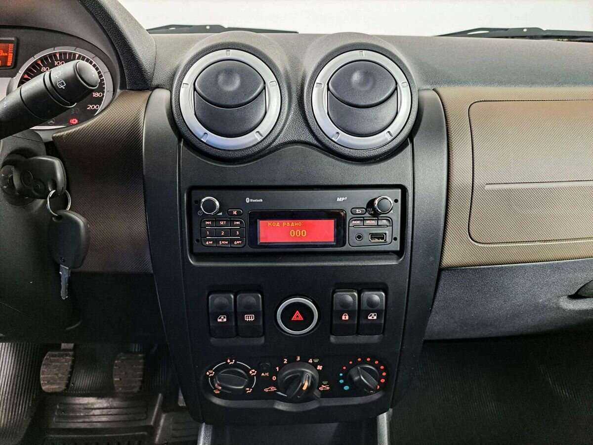 Купить Lada (ВАЗ) Largus с пробегом. Фото: #12