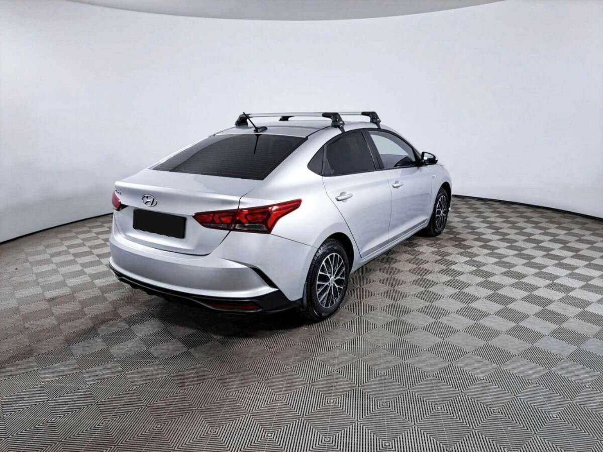 Купить Hyundai Solaris с пробегом. Фото: #4