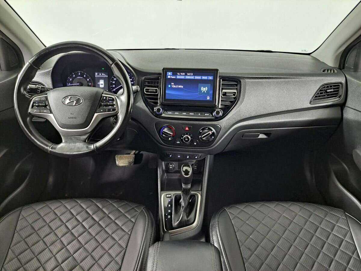 Купить Hyundai Solaris с пробегом. Фото: #11