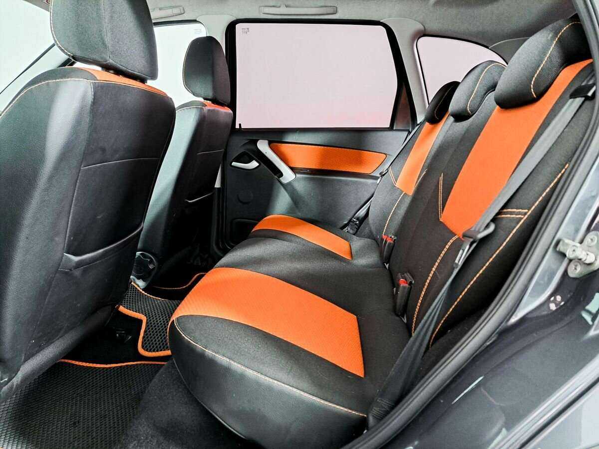 Купить Lada (ВАЗ) Kalina с пробегом. Фото: #9