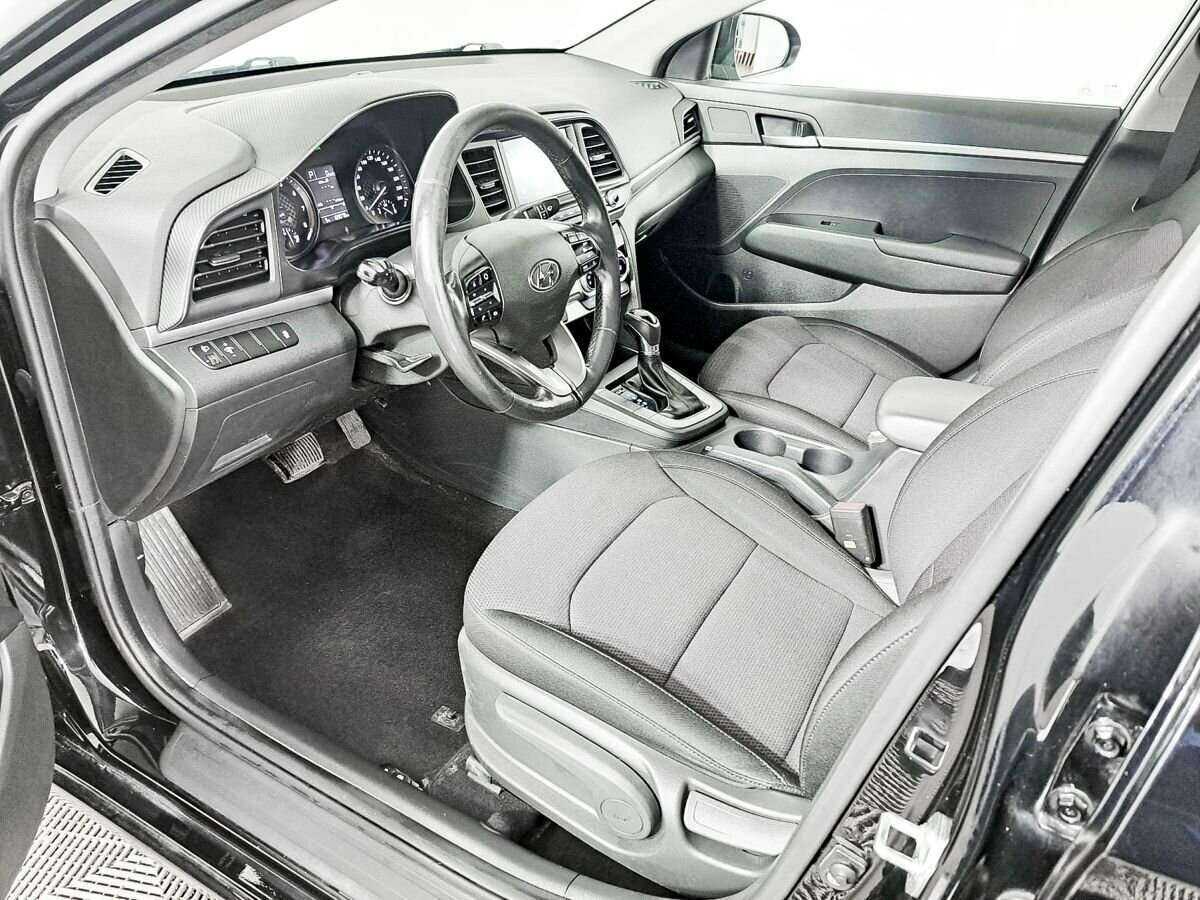 Купить Hyundai Elantra с пробегом. Фото: #12