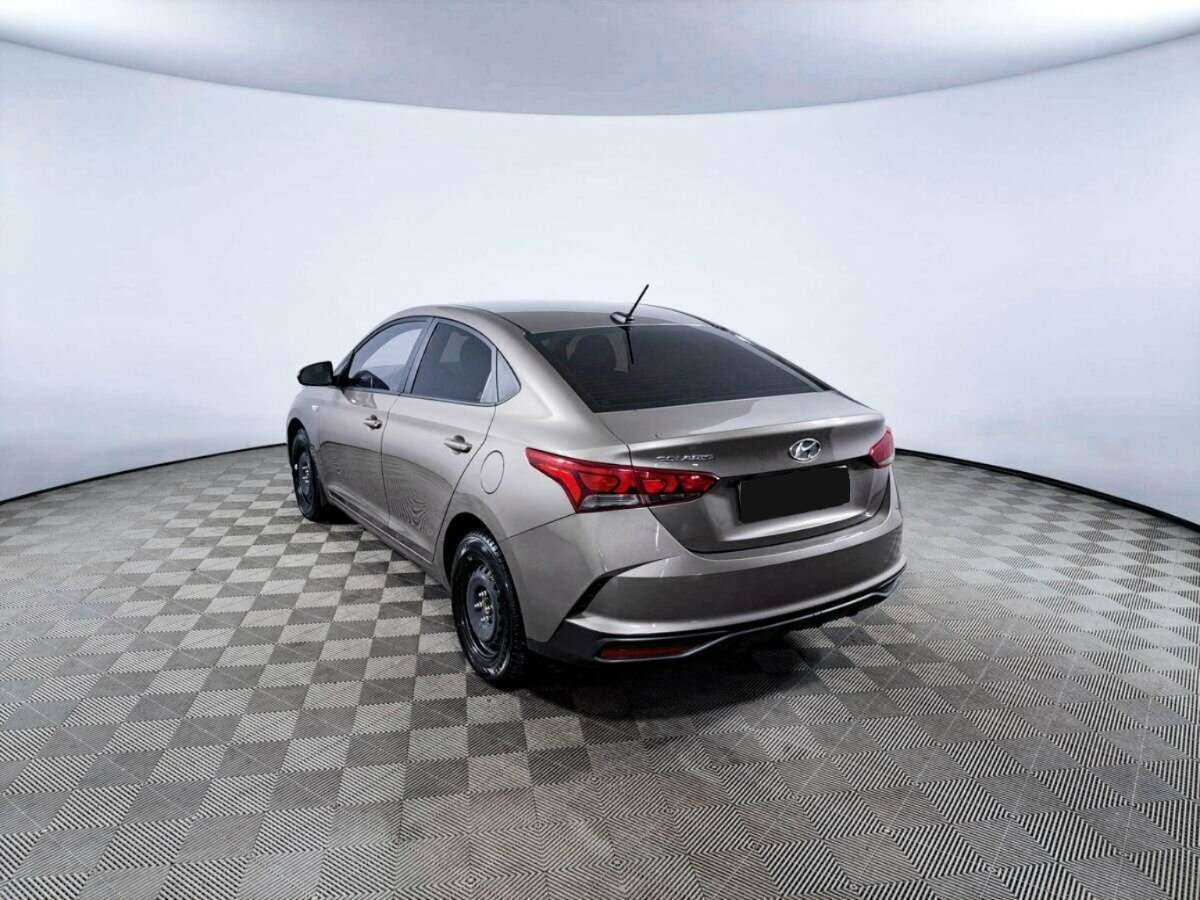 Купить Hyundai Solaris с пробегом. Фото: #6