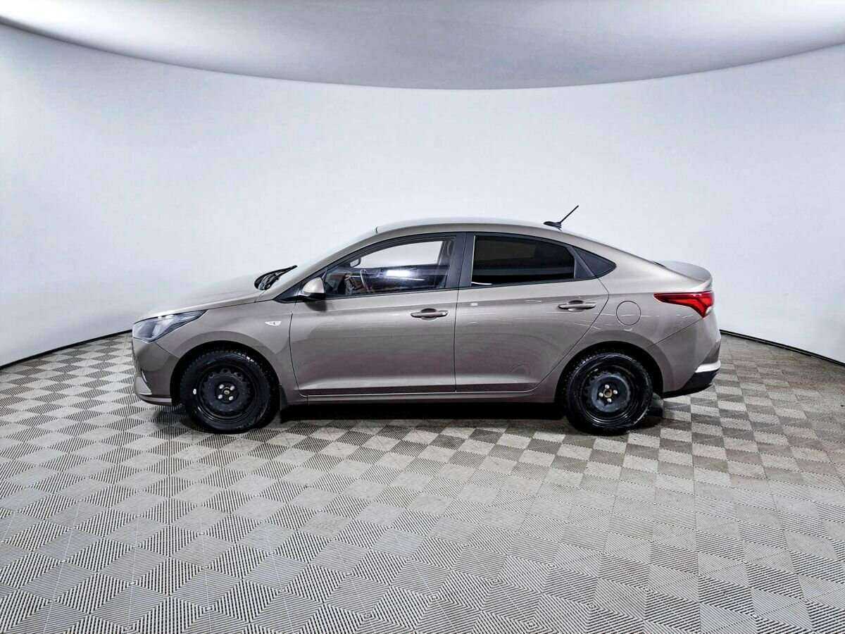 Купить Hyundai Solaris с пробегом. Фото: #7