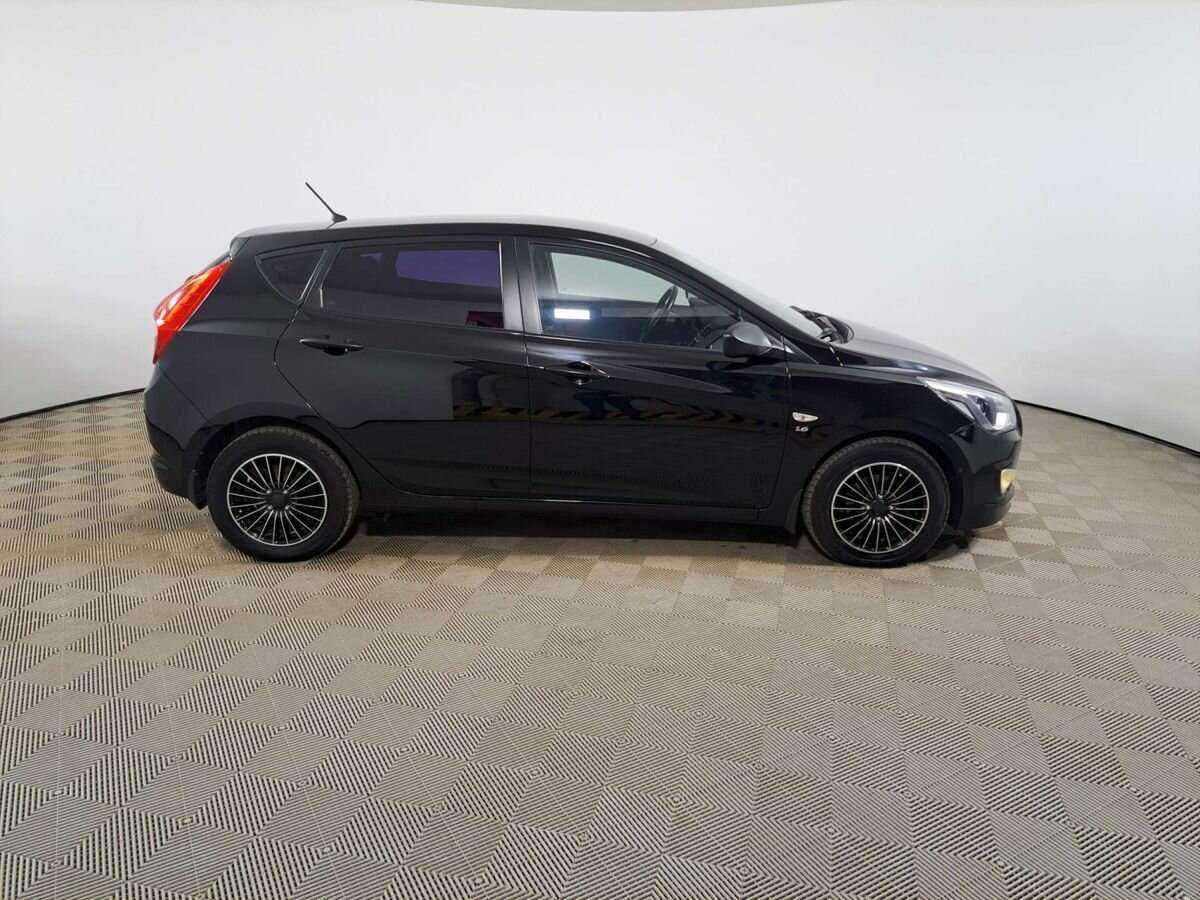 Купить Hyundai Solaris с пробегом. Фото: #3