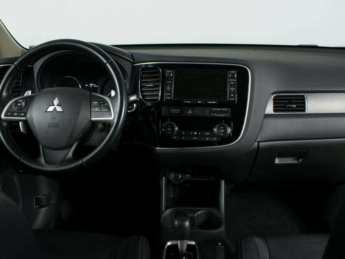 Купить Mitsubishi Outlander с пробегом. Фото: #6