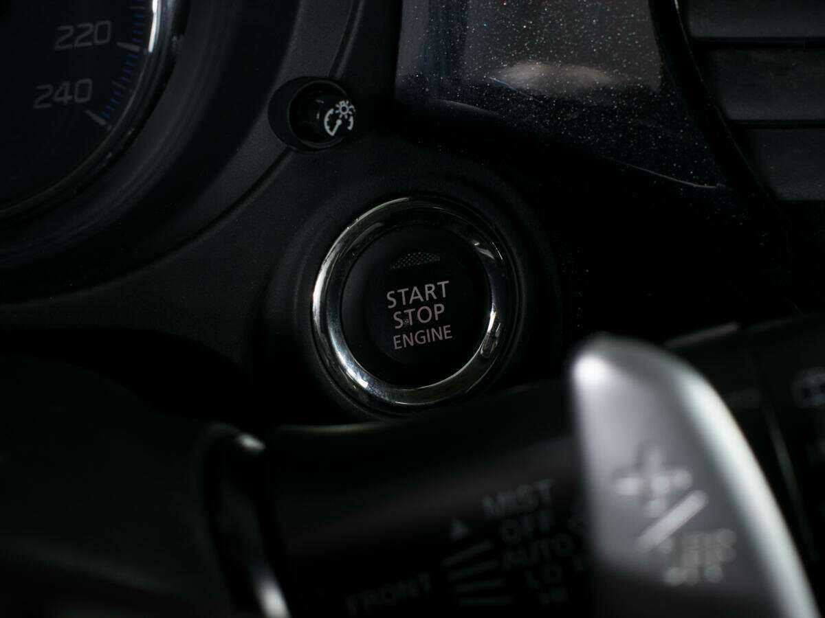 Купить Mitsubishi Outlander с пробегом. Фото: #11