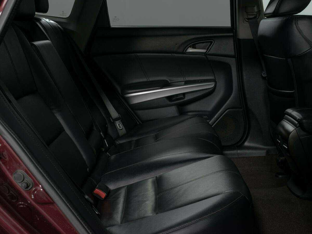 Купить Honda Crosstour с пробегом. Фото: #11