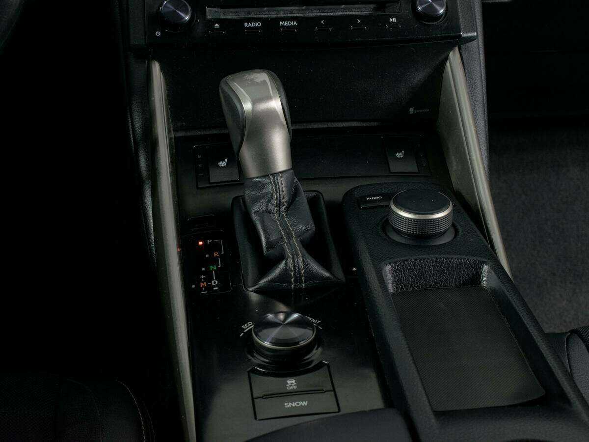 Купить Lexus IS с пробегом. Фото: #12