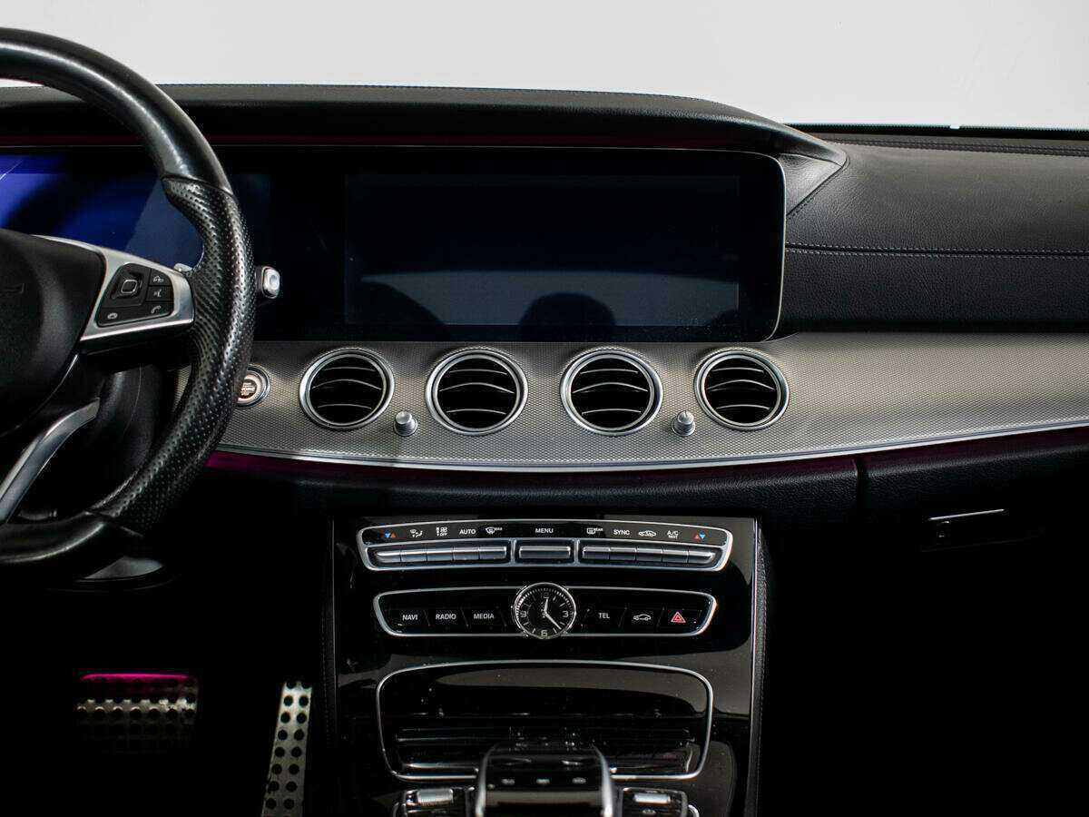 Купить Mercedes-Benz E-Класс с пробегом. Фото: #8