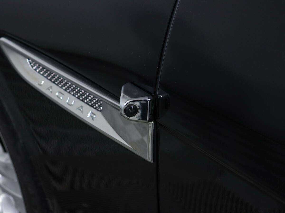 Купить Jaguar XF с пробегом. Фото: #16