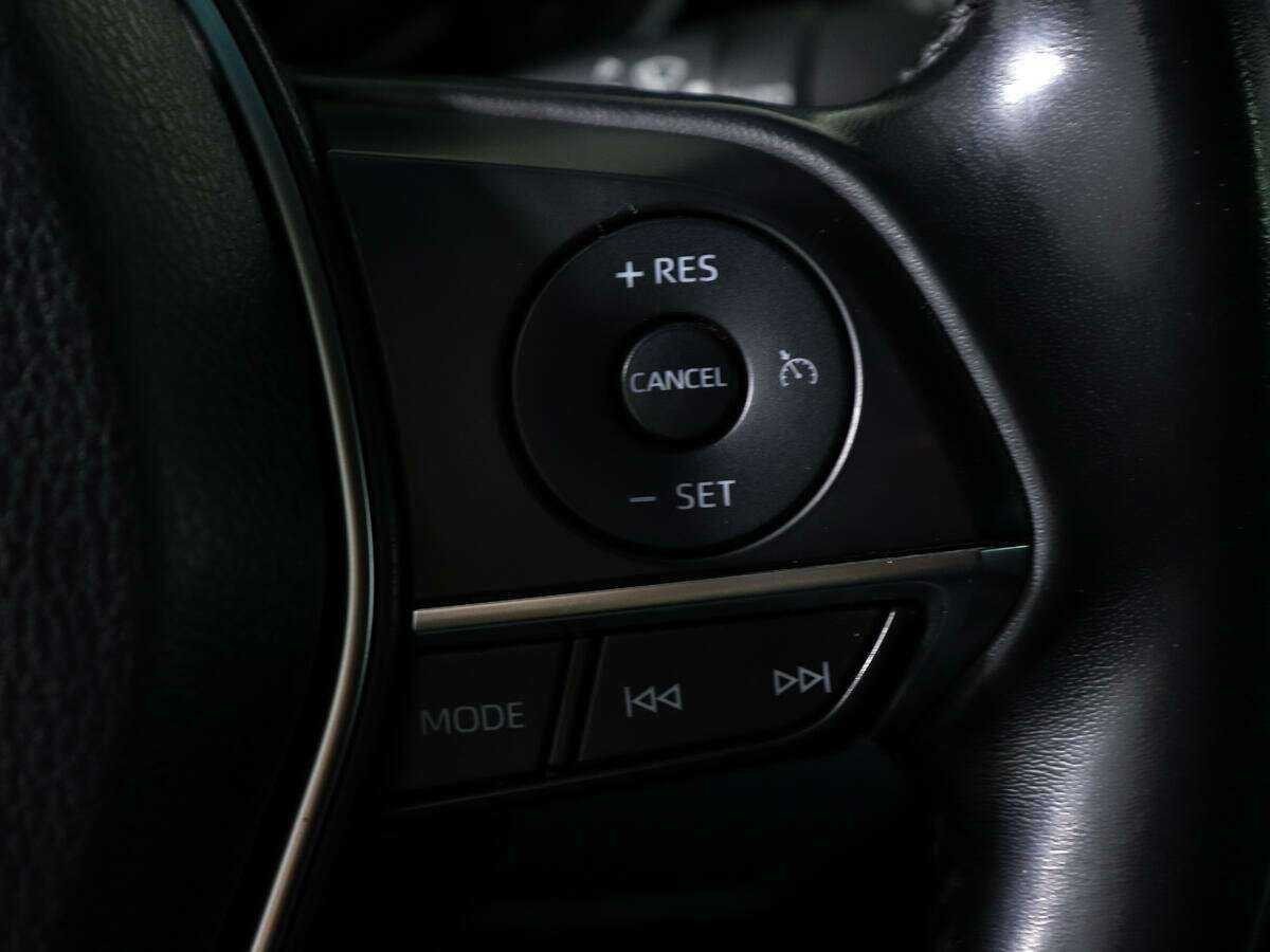 Купить Toyota Camry с пробегом. Фото: #17