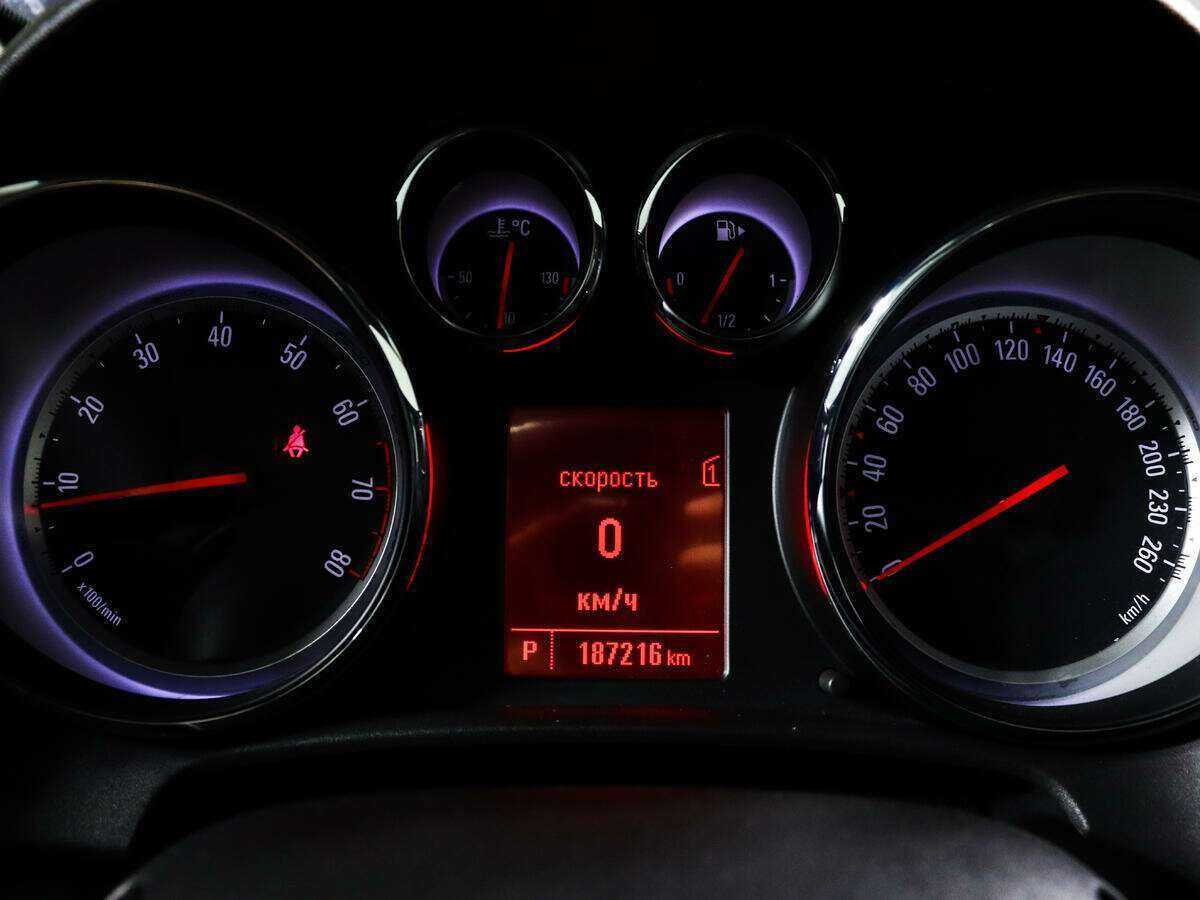 Купить Opel Astra с пробегом. Фото: #10