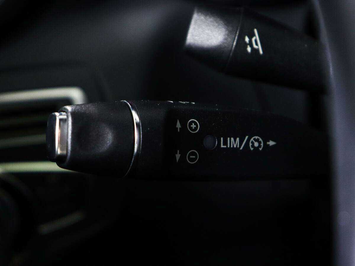 Купить Mercedes-Benz C-Класс с пробегом. Фото: #18