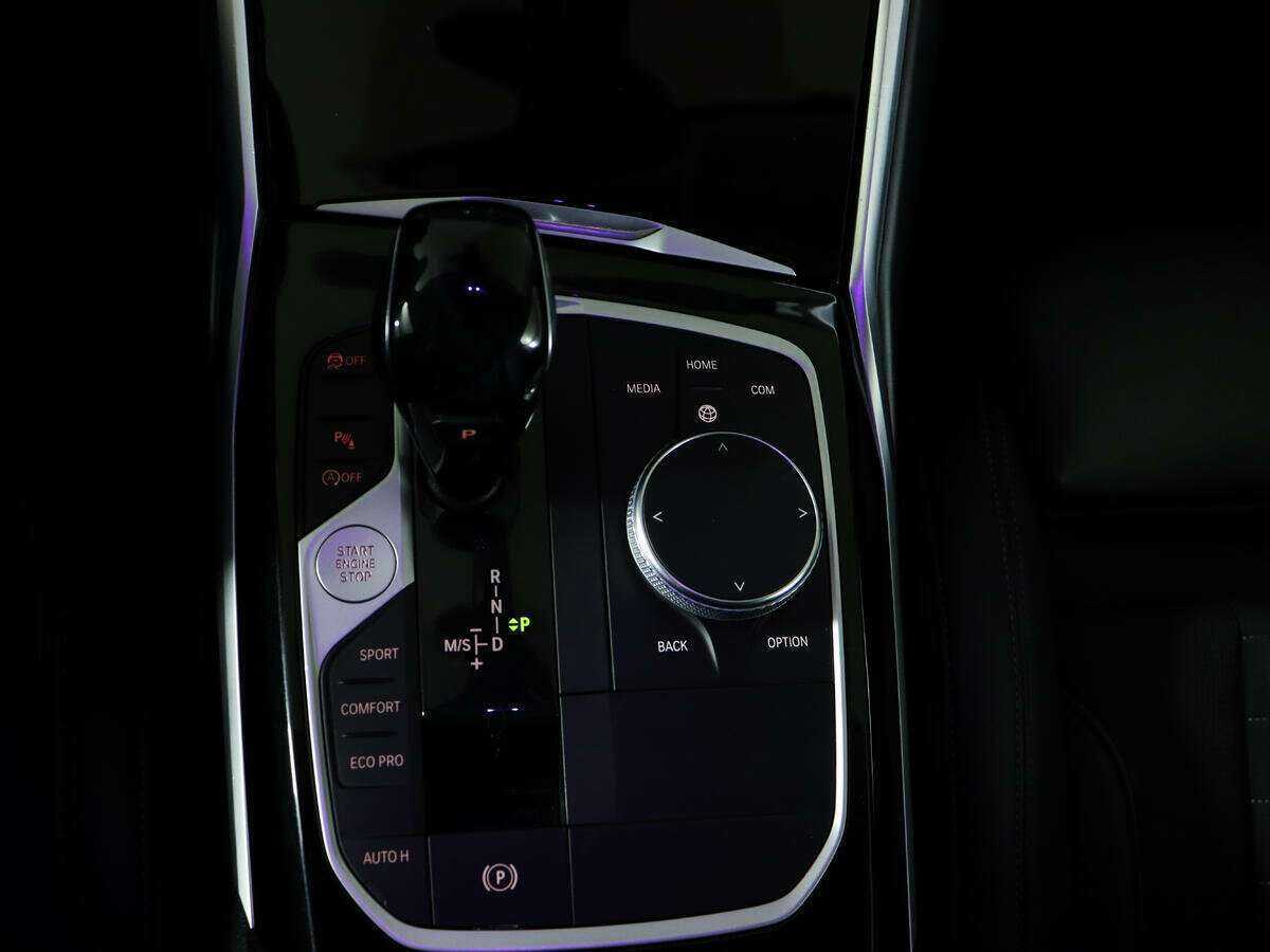 Купить BMW 3 серии с пробегом. Фото: #23