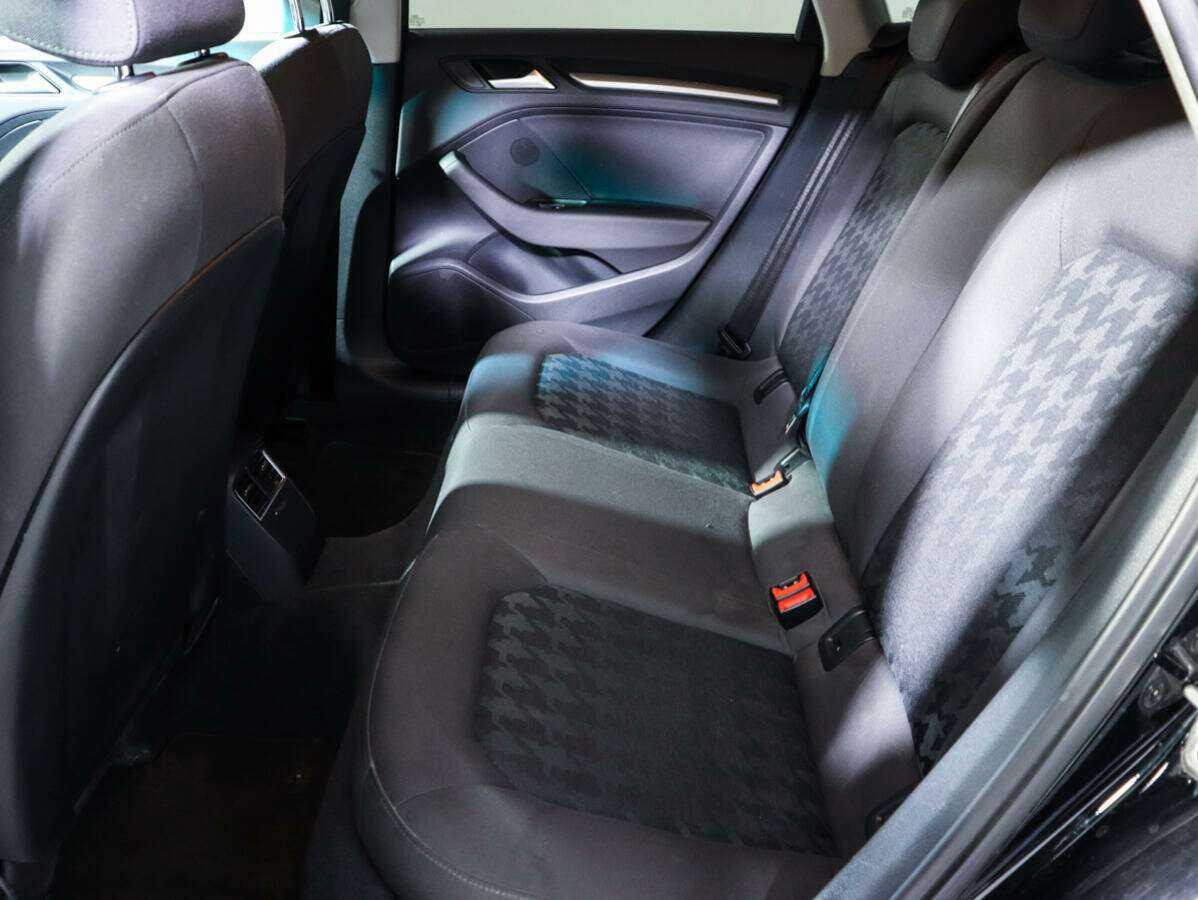 Купить Audi A3 с пробегом. Фото: #7