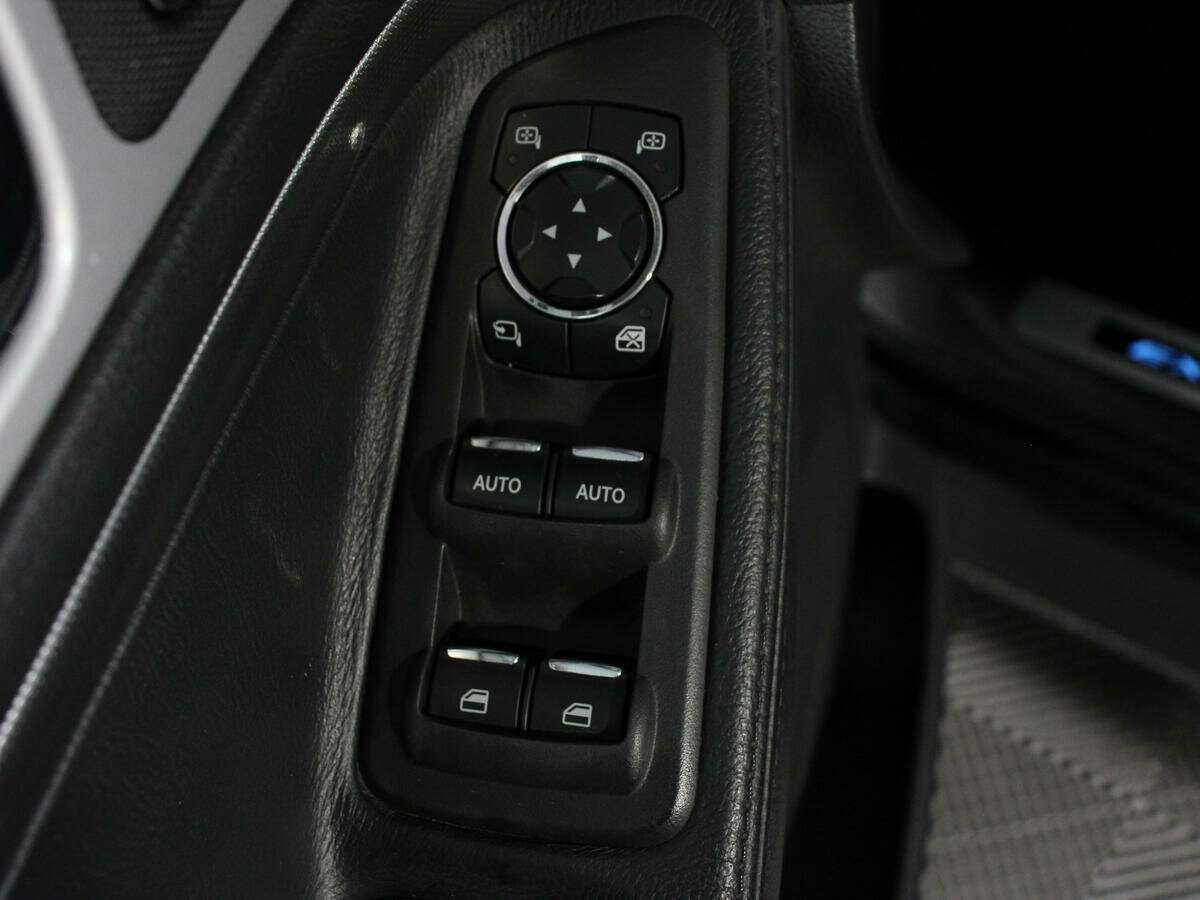 Купить Ford Explorer с пробегом. Фото: #15