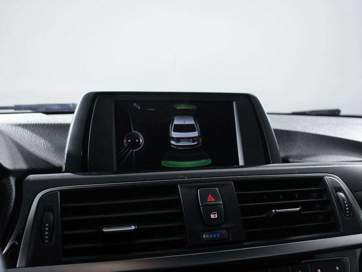 Купить BMW 3 серии с пробегом. Фото: #13