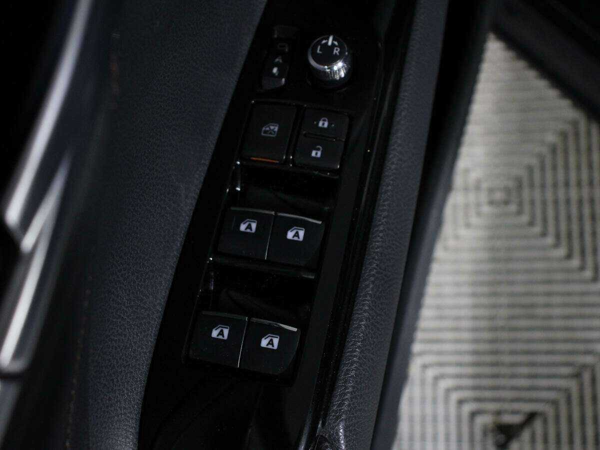 Купить Toyota Camry с пробегом. Фото: #12