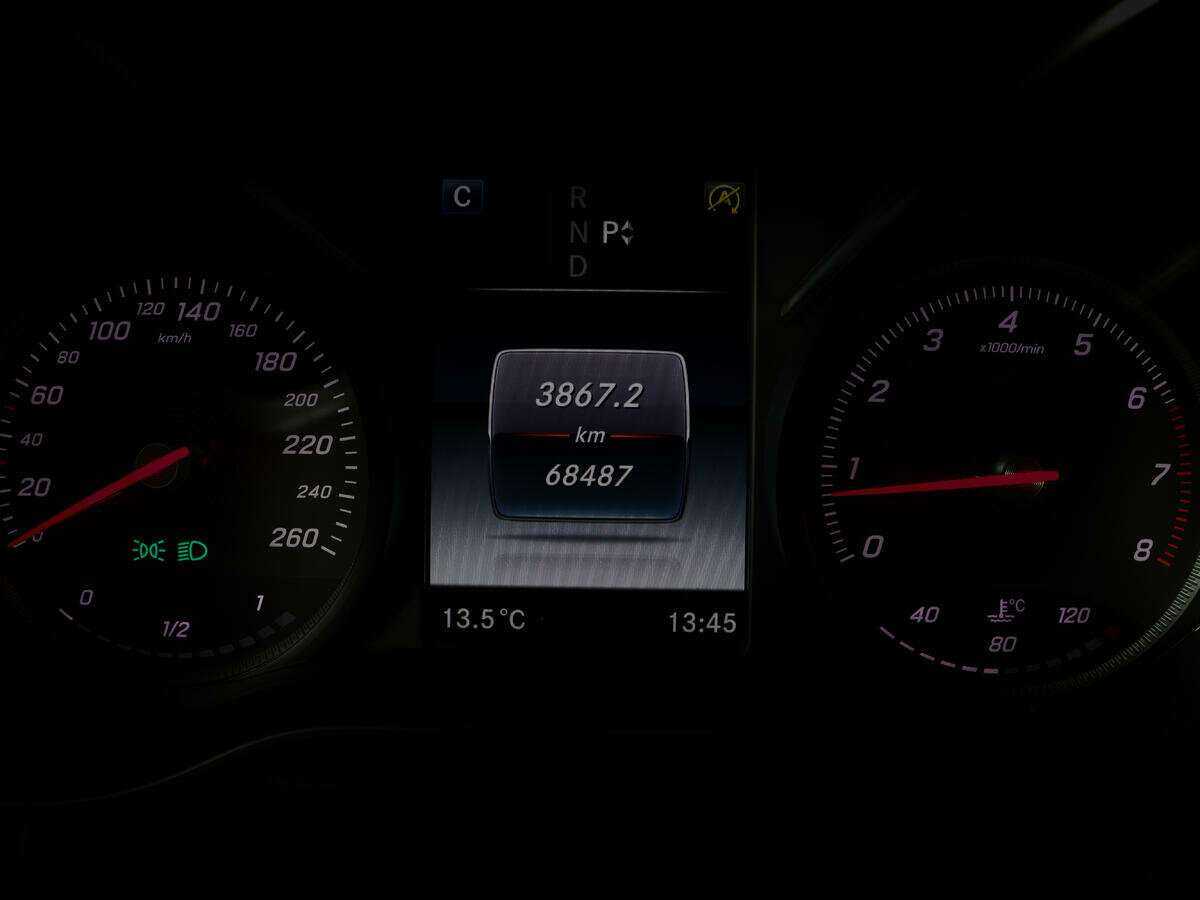 Купить Mercedes-Benz C-Класс с пробегом. Фото: #6