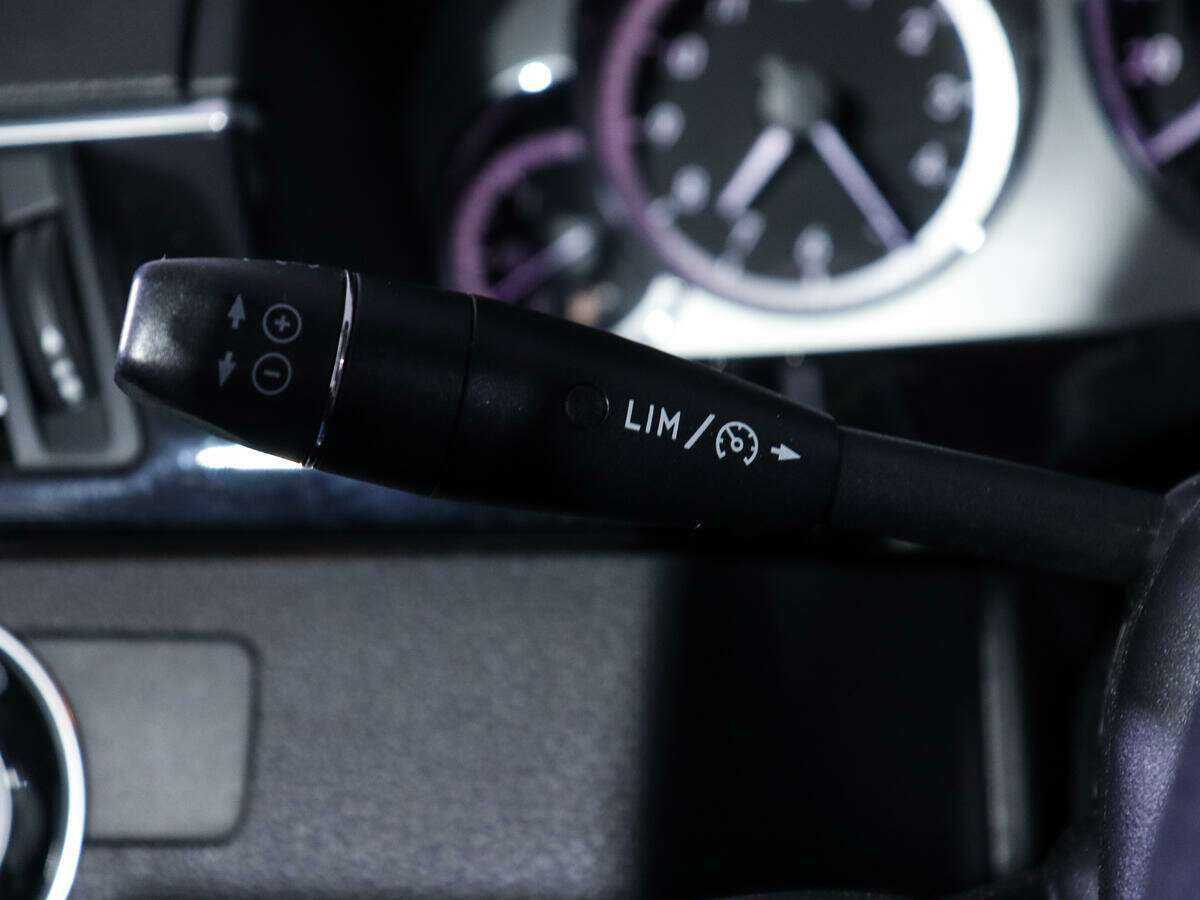 Купить Mercedes-Benz E-Класс с пробегом. Фото: #19