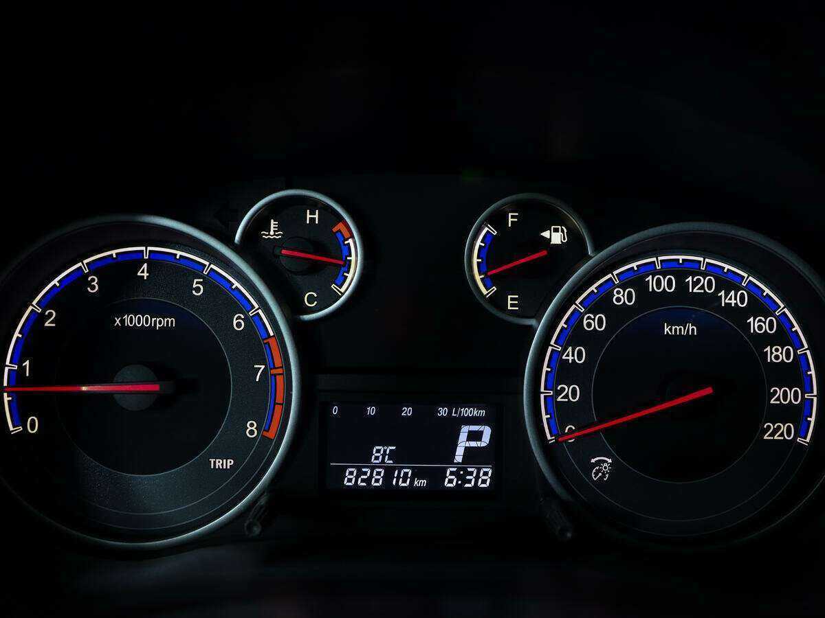 Купить Suzuki SX4 с пробегом. Фото: #8