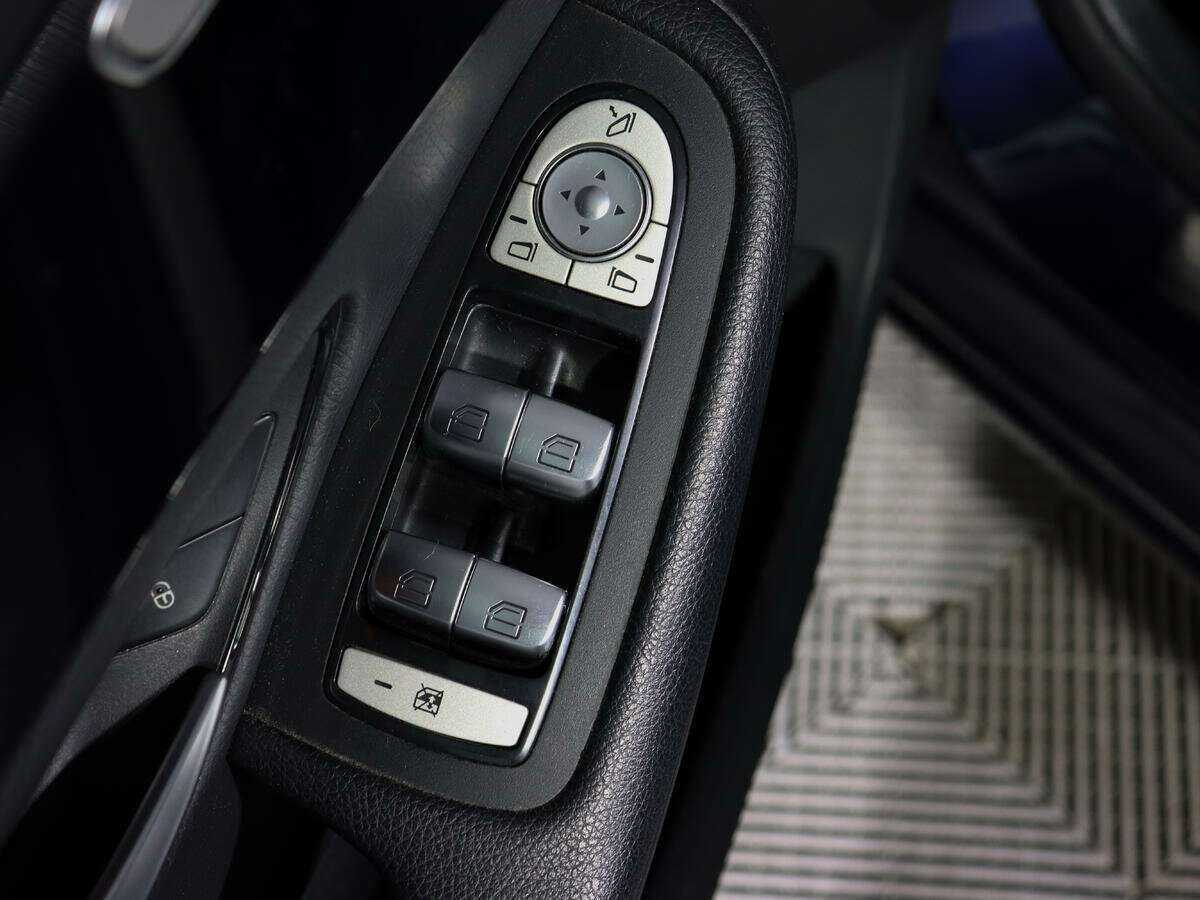 Купить Mercedes-Benz C-Класс с пробегом. Фото: #12